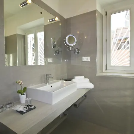 Apartment At Penthouse *